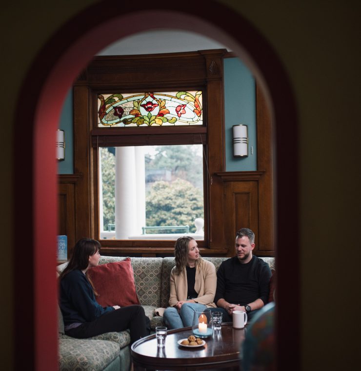 Derek and Rebecca Van Oosterom speak with Canuck Place Counsellor Natasha Zacher.